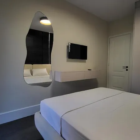 Lulaj's Coastal Flats B Vlorë