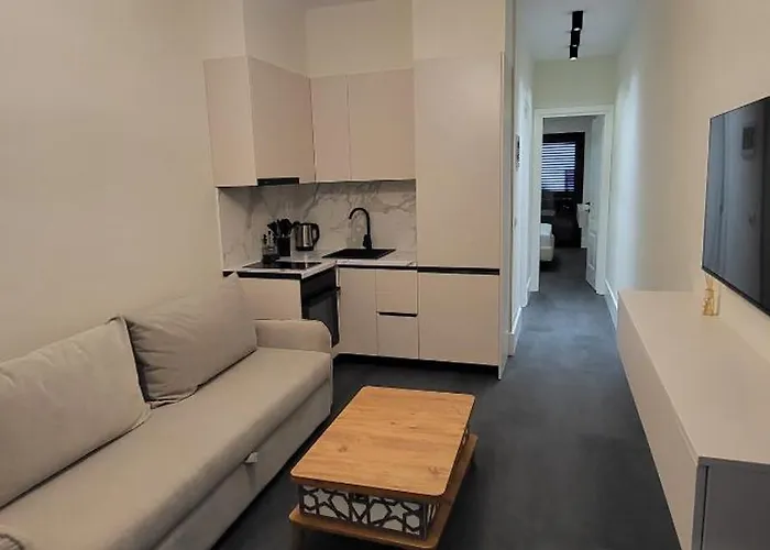 Lulaj's Coastal Flats B Vlorë